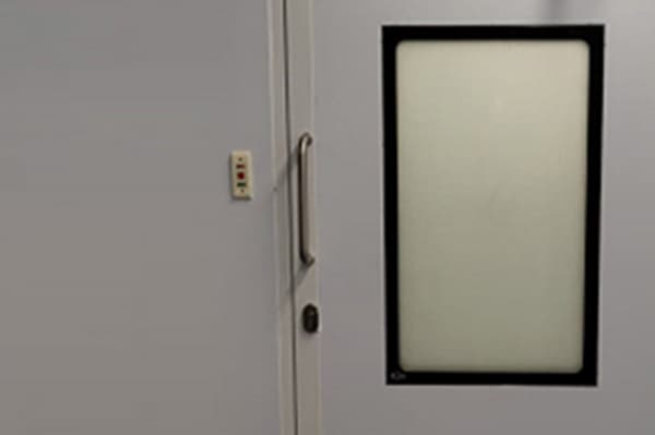 Sterile Diagnostics Chamber & Interlocking Pass Box